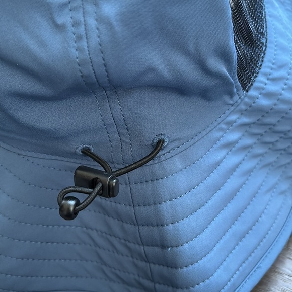 Salt Life Canton Boonie Bucket hat,vented,logo, adjustable headband & chin strap - Picture 8 of 11